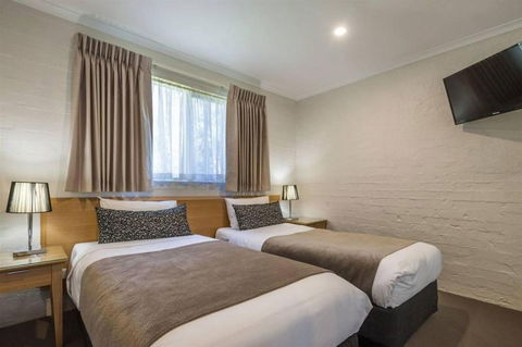 COMFORT INN COACH AND BUSHMANS - Hotel NSW 2