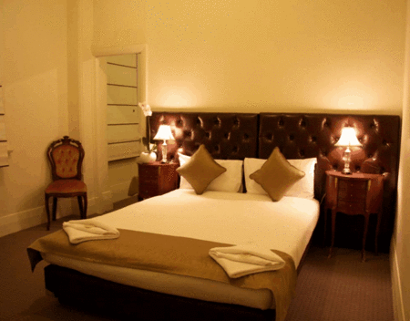 Ambassadors Hotel - Hotel NSW 3