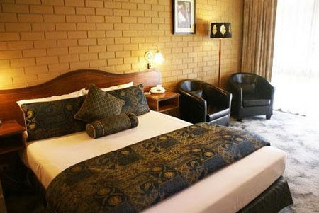 Mildura River City Motel - Hotel NSW 3