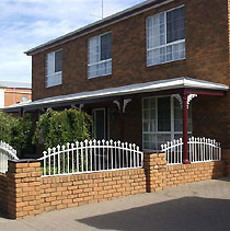 The Charles Sturt Motor Inn - Hotel NSW 5