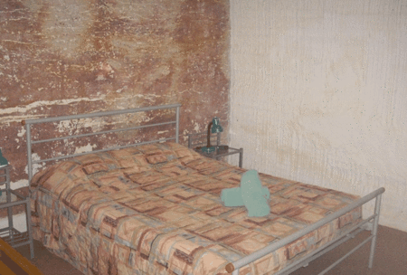 Desert View Apartments - Hotel NSW 1