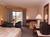 Quality Inn Charbonnier Hallmark - Hotel NSW 3