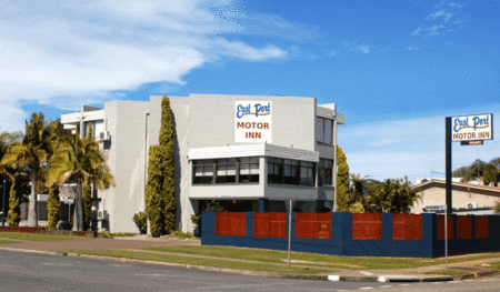 East Port Motor Inn - Hotel NSW 1