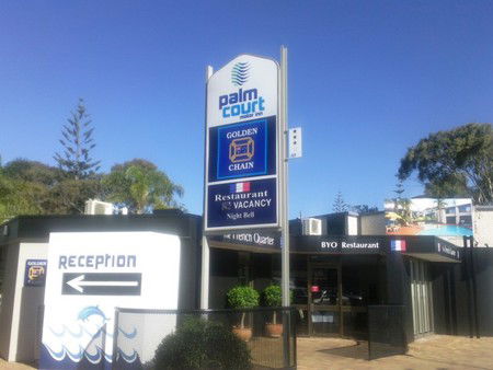 Palm Court Motor Inn - Hotel NSW 0