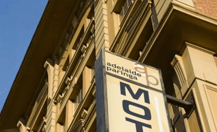 Adelaide Paringa Motel - Hotel NSW