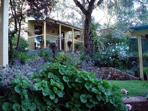 Bendigo Cottages - Hotel NSW 2