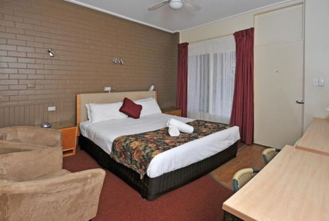 The Elm Motel - Hotel NSW 5