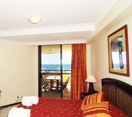 Waters Edge Resort - Hotel NSW 3