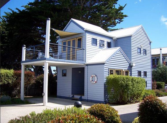 Cudgee VIC Hotel NSW