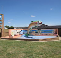 The Big Trout Motor Inn - Hotel NSW