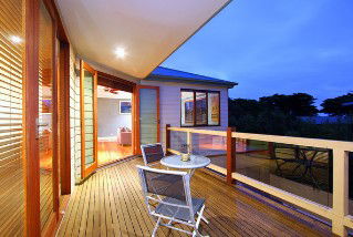 Recharge Rejuvenation Retreat - Hotel NSW 5