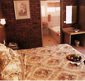 Colonial Motor Lodge - Hotel NSW