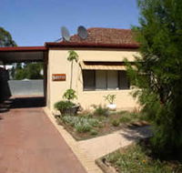 Loxton Smiffy's Bed And Breakfast Sadlier Street