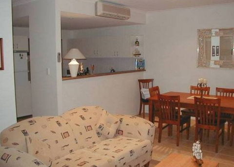 Villa Hindmarsh - Hotel NSW 2