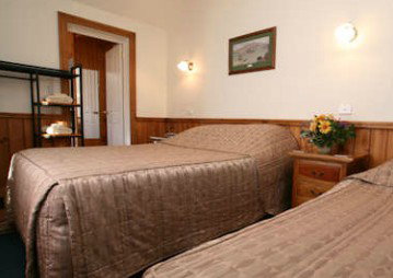 Richmond Barracks - Hotel NSW 2