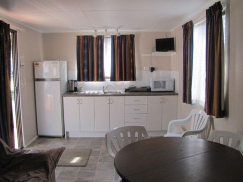 Palm Beach Caravan Park - Hotel NSW 2