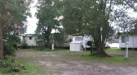 Alamein Caravan Park - Hotel NSW 1