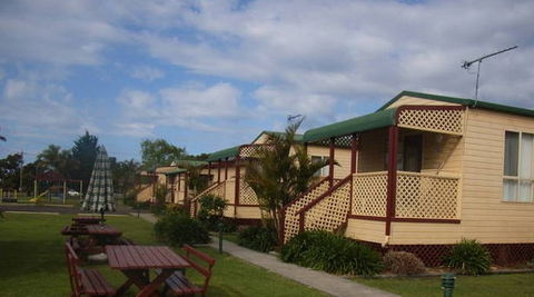 Alonga Cottages - Hotel NSW 3