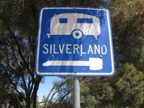 Silverland Caravan Park - Hotel NSW 0