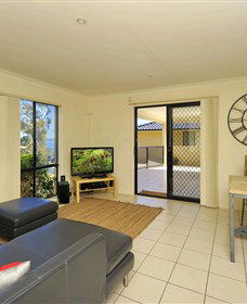 2A Taree Street - Hotel NSW 2