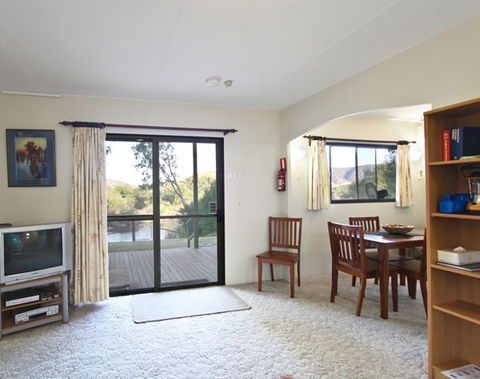 Talmalmo Cottage - Hotel NSW 1