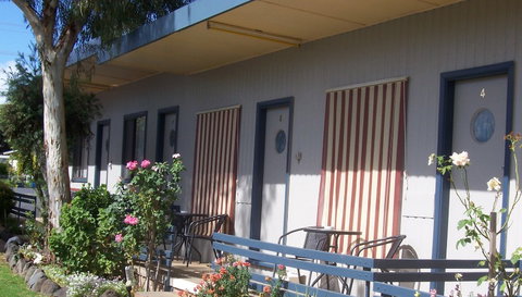 Black Stump Motel - Hotel NSW 4