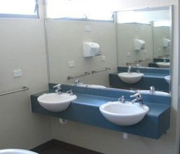Seawinds Caravan Park - Hotel NSW 3