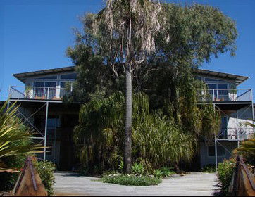 Shutters On The Beach - Hotel NSW 1