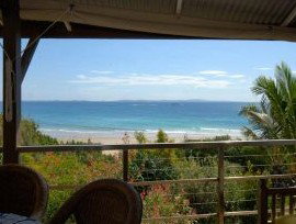 Claytons On Cylinder Beach Front Apartments - Hotel NSW 5