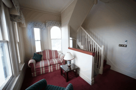 The Yarra Glen Grand Hotel - Hotel NSW 3