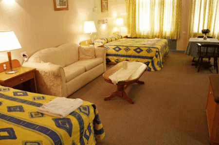 Royal Centrepoint Motel - Hotel NSW 1