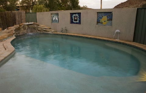 Hillsview Tourist Apartments - Hotel NSW 1