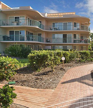 Buddina QLD Hotel NSW