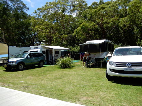 Middle Rock Holiday Resort - Hotel NSW 4
