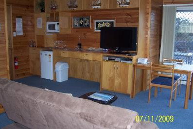 Bateau Bay Beachfront Luxury Accomodation - Hotel NSW 2