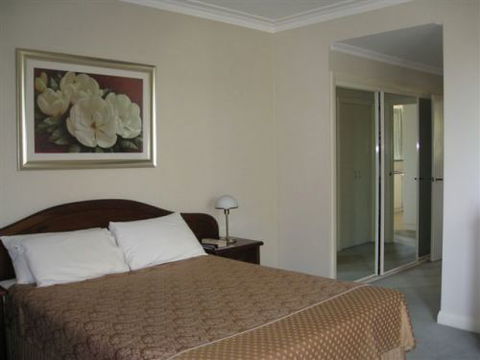 Golden Chain Heritage Motor Inn - Hotel NSW 2