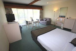  William Macintosh Motor Lodge - Hotel NSW 2