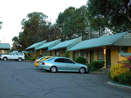 Tarcutta Halfway Motor Inn - Hotel NSW 2