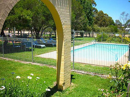Tarcutta Halfway Motor Inn - Hotel NSW 3