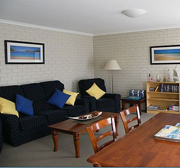 Capri Apartments - Hotel NSW 3