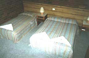 Tabourie Lake Motor Inn Resort - Hotel NSW 2