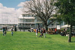 Quest Williamstown - Hotel NSW 2