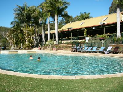 Advancetown QLD Hotel NSW