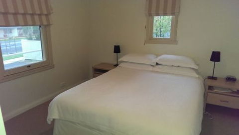 The Little Bird House - Hotel NSW 6