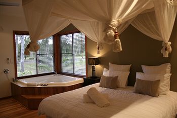 Lake Weyba Cottages Noosa - Hotel NSW 4