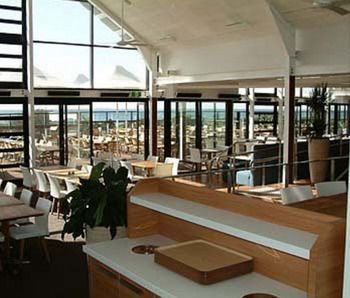 Caves Beachside Hotel - Hotel NSW 11