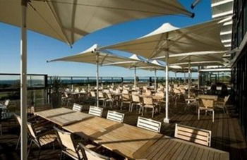 Caves Beachside Hotel - Hotel NSW 50