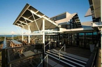 Caves Beachside Hotel - Hotel NSW 52