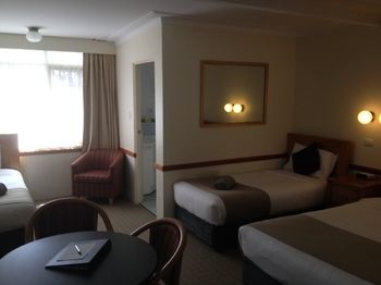 The 3 Explorers Motel - Hotel NSW 19