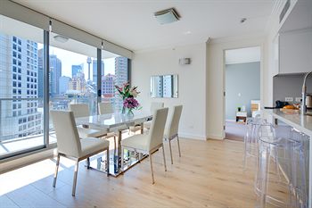 Zara Tower - Luxury Suites And Apartments - Hotel NSW 15
